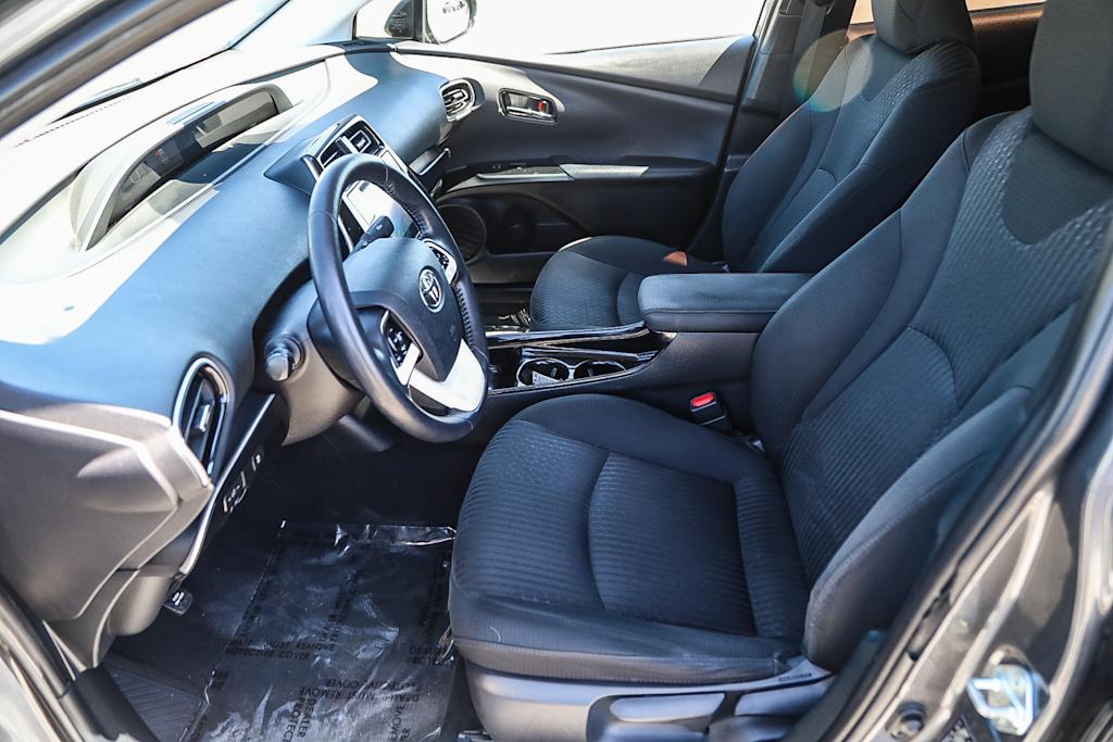 Thumbnail: 2019 Toyota Prius Prime - 10