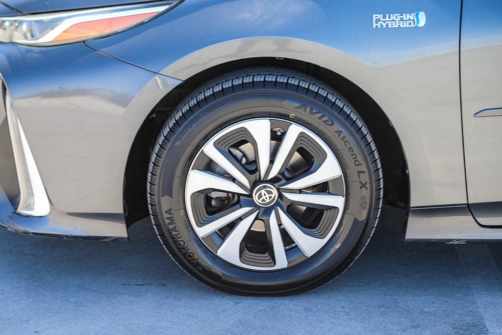 Thumbnail: 2019 Toyota Prius Prime - 6