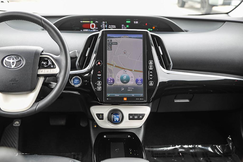 Thumbnail: 2017 Toyota Prius Prime - 9