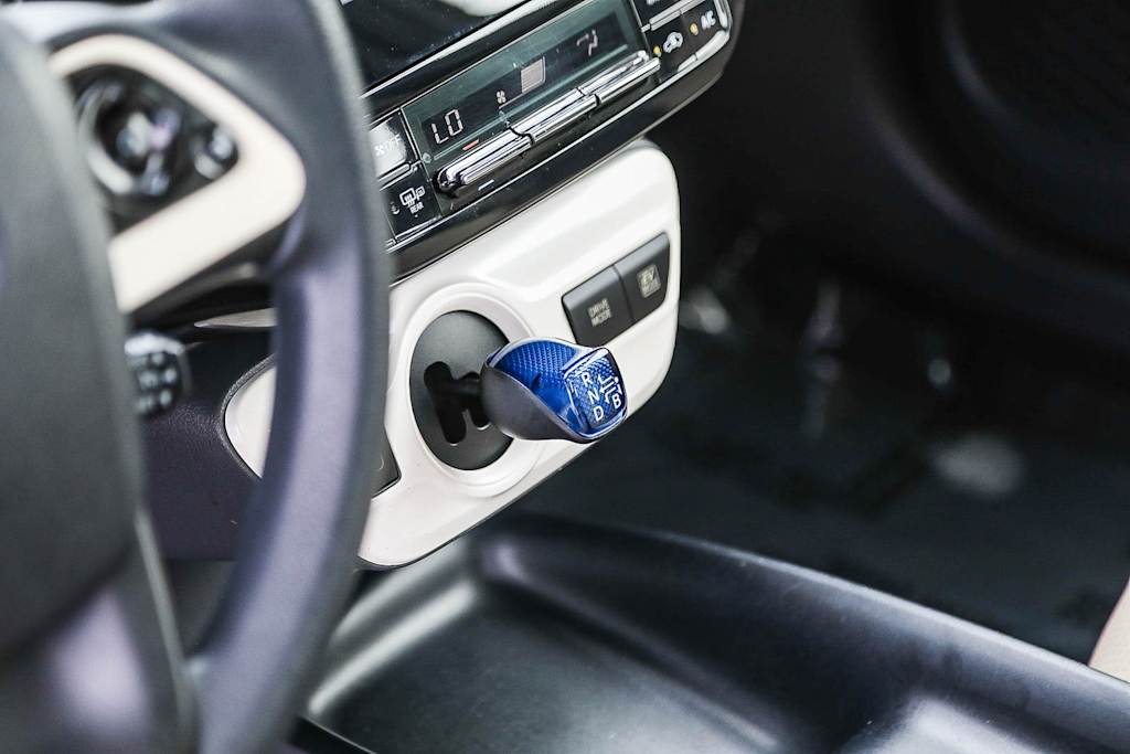 Thumbnail: 2016 Toyota Prius - 21