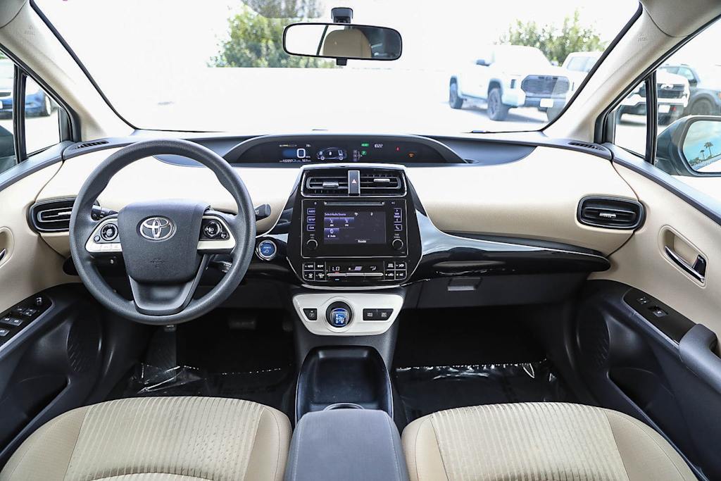 Thumbnail: 2016 Toyota Prius - 2