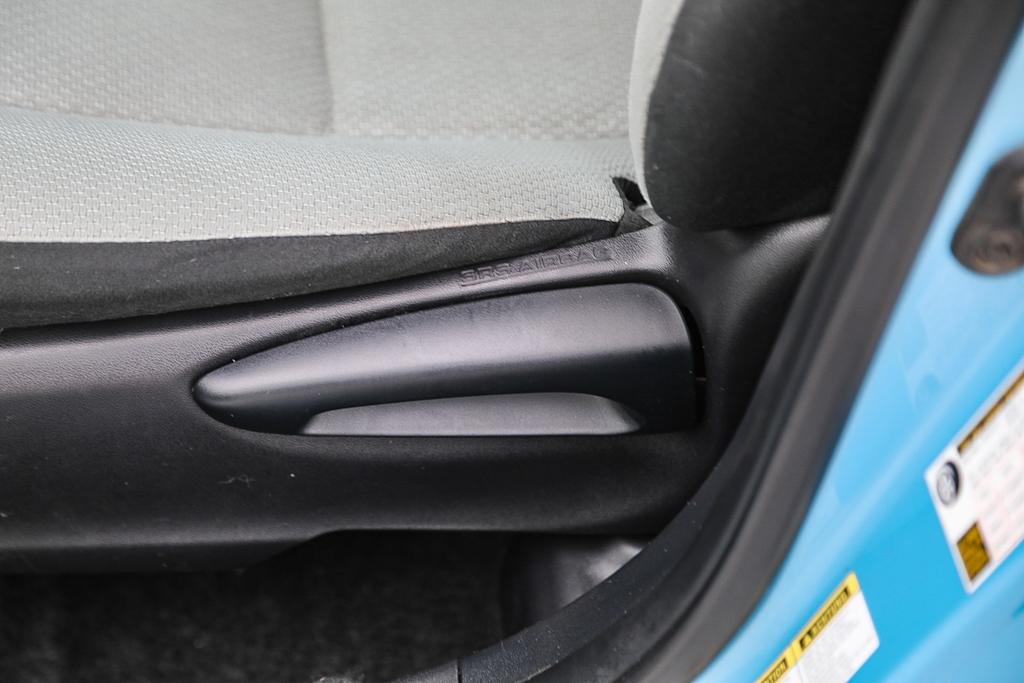 Thumbnail: 2016 Toyota Prius c - 22