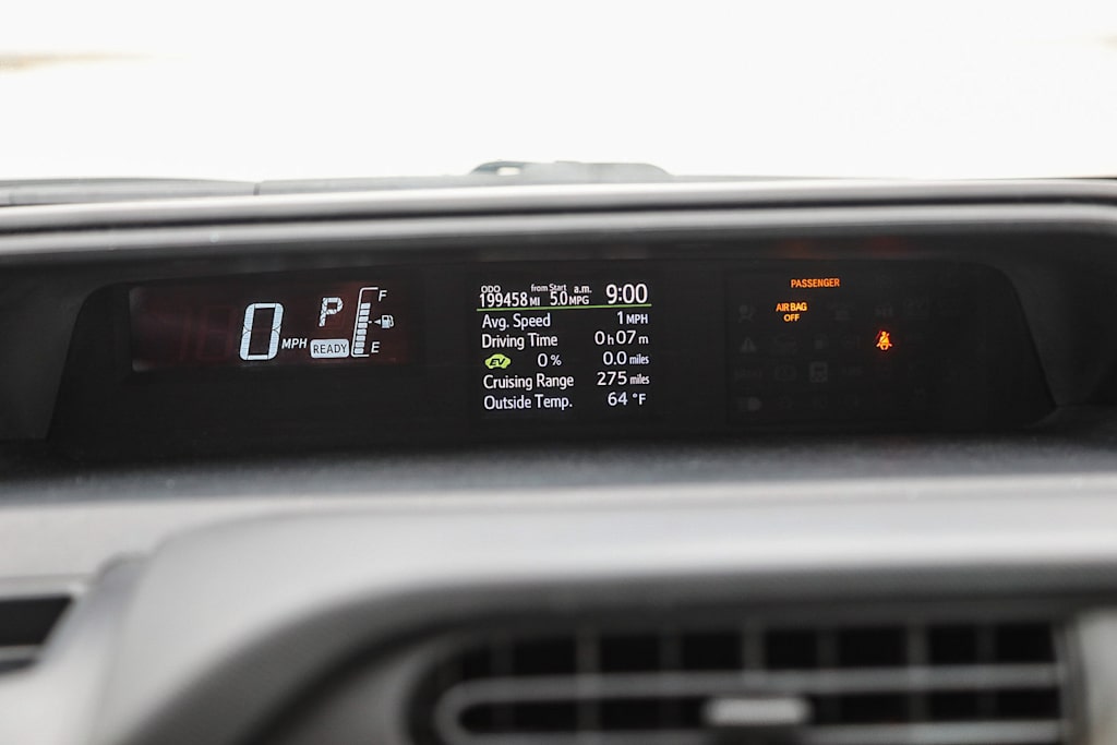 Thumbnail: 2016 Toyota Prius c - 24