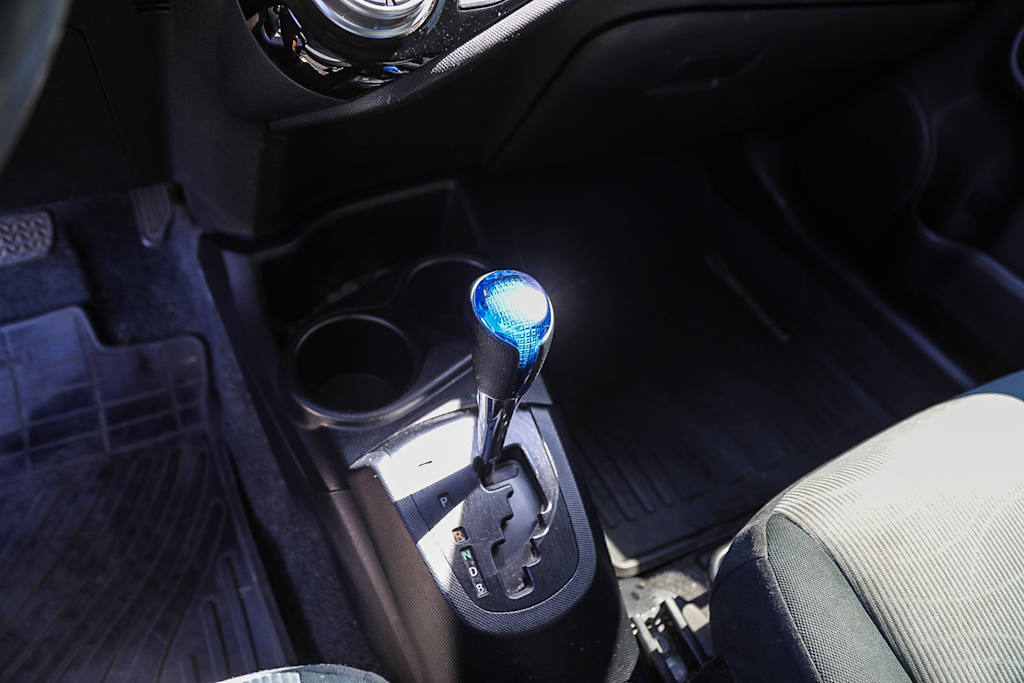 Thumbnail: 2015 Toyota Prius c - 11