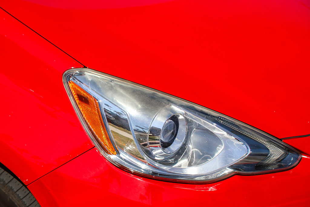 Thumbnail: 2015 Toyota Prius c - 21