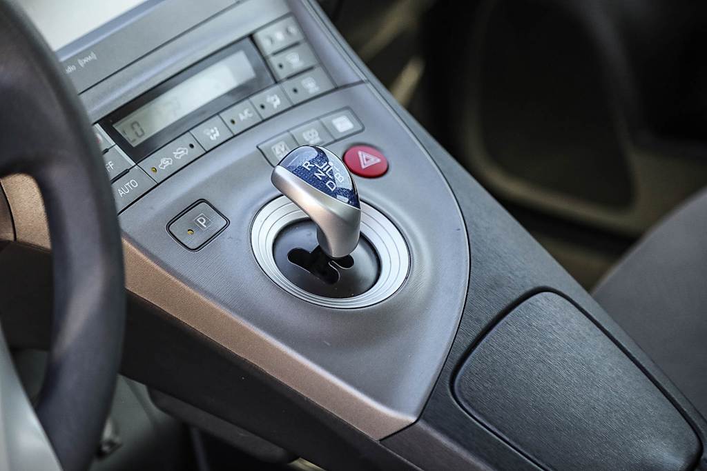 Thumbnail: 2013 Toyota Prius - 14