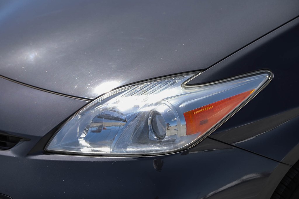 Thumbnail: 2013 Toyota Prius - 18