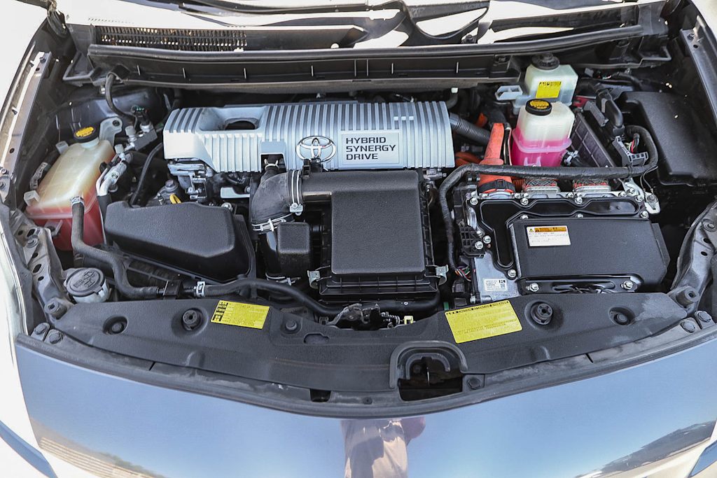 Thumbnail: 2013 Toyota Prius - 7