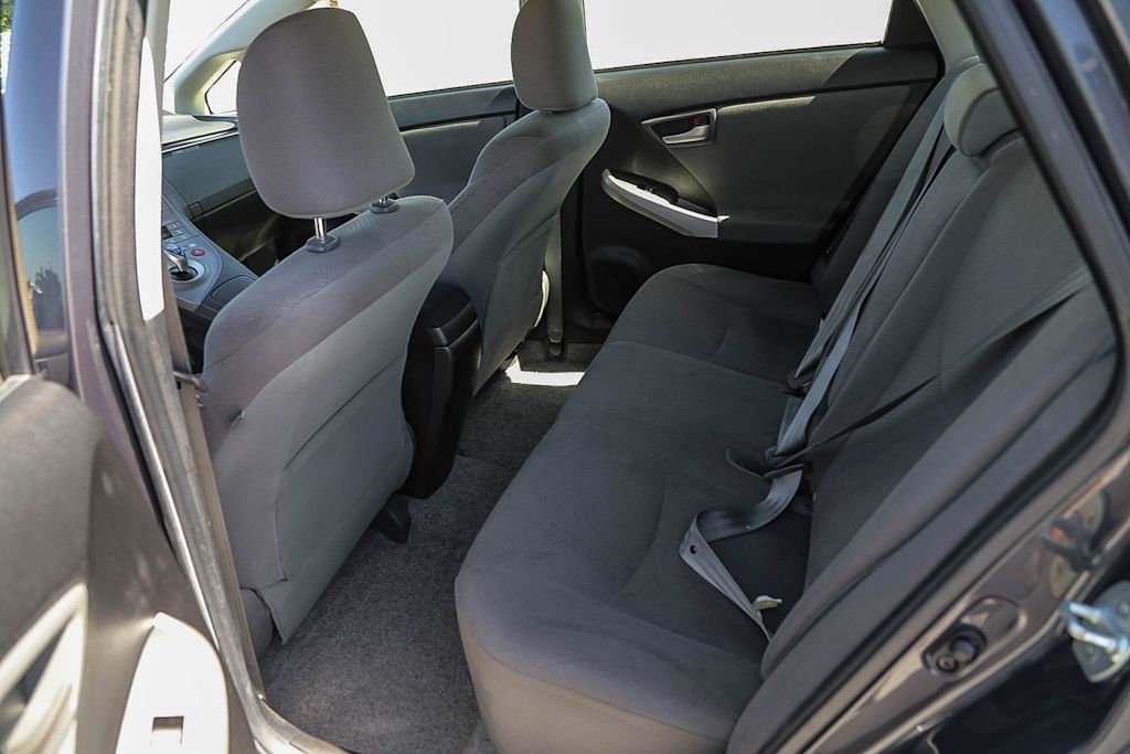 Thumbnail: 2013 Toyota Prius - 11