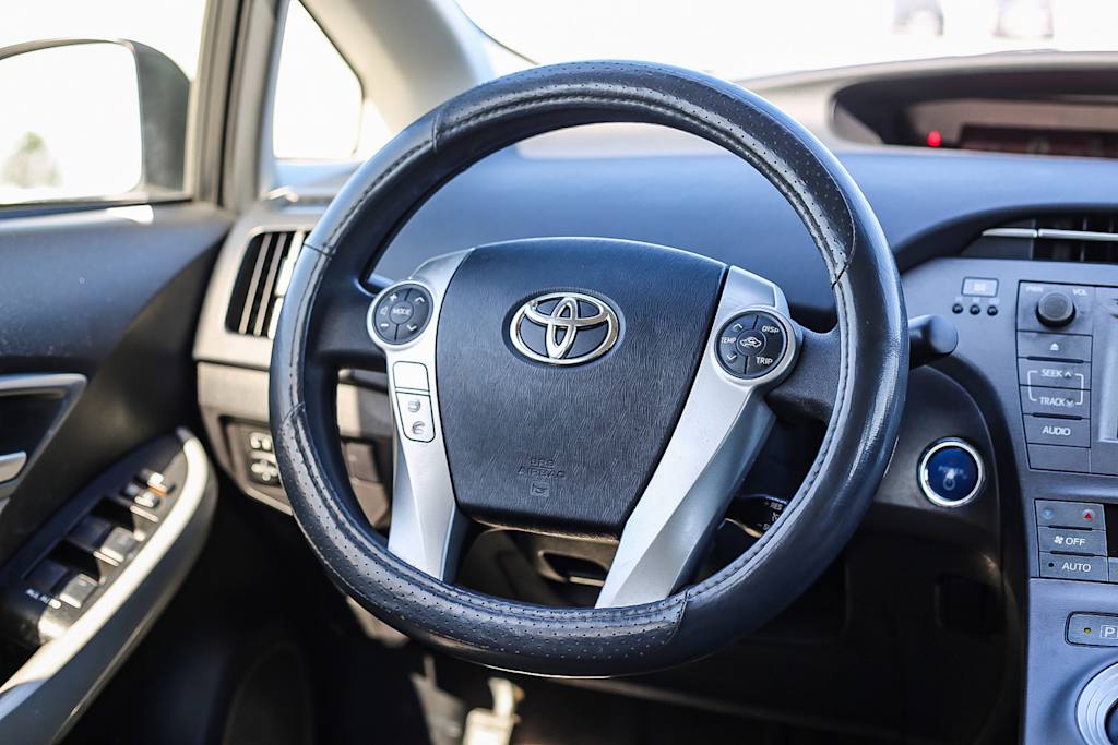 Thumbnail: 2012 Toyota Prius - 12
