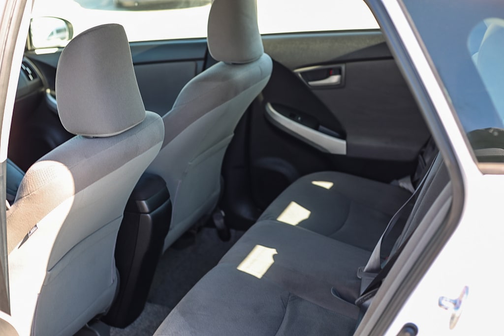 Thumbnail: 2012 Toyota Prius - 10