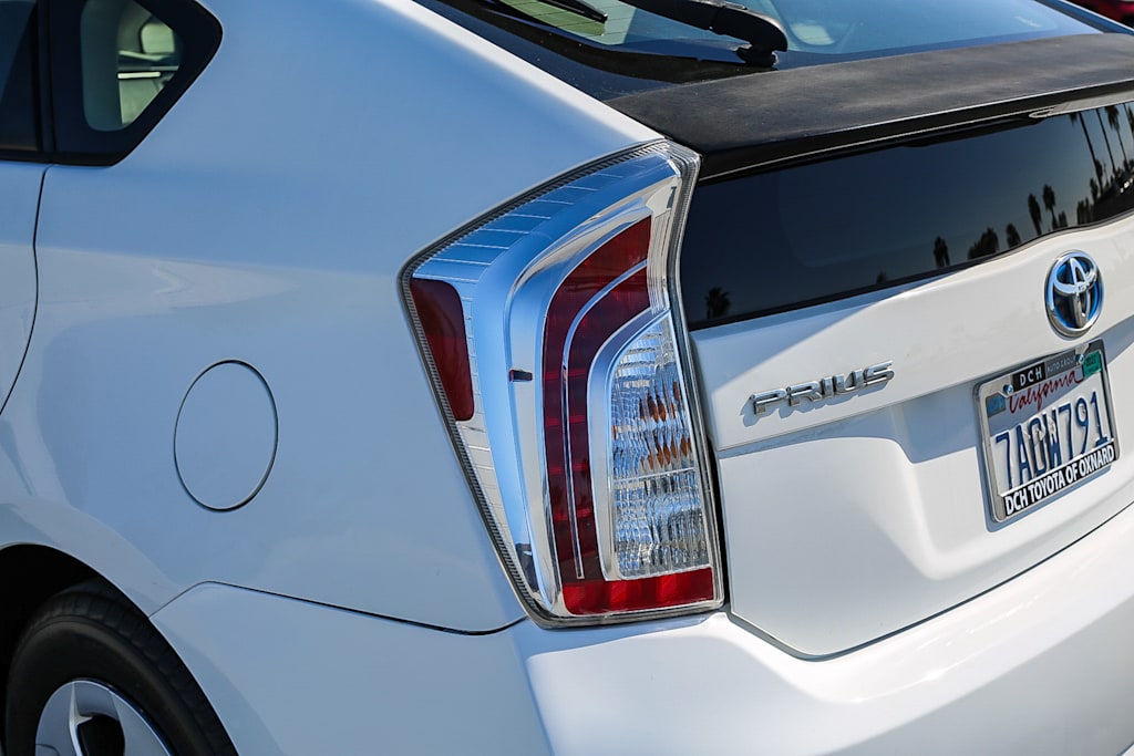 Thumbnail: 2012 Toyota Prius - 19