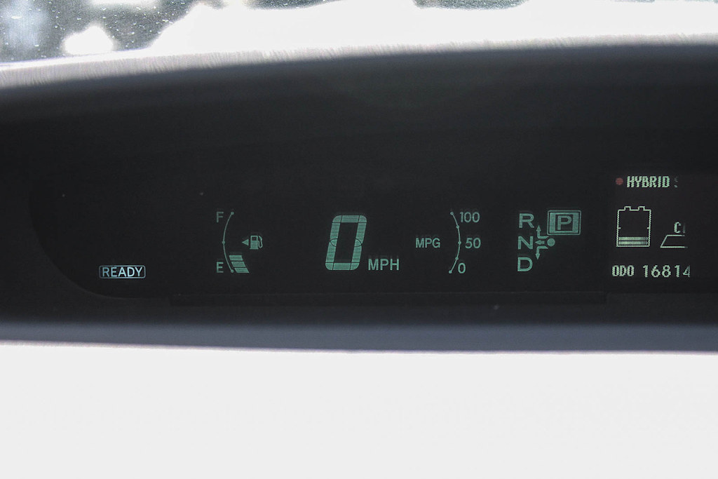 Thumbnail: 2015 Toyota Prius - 16
