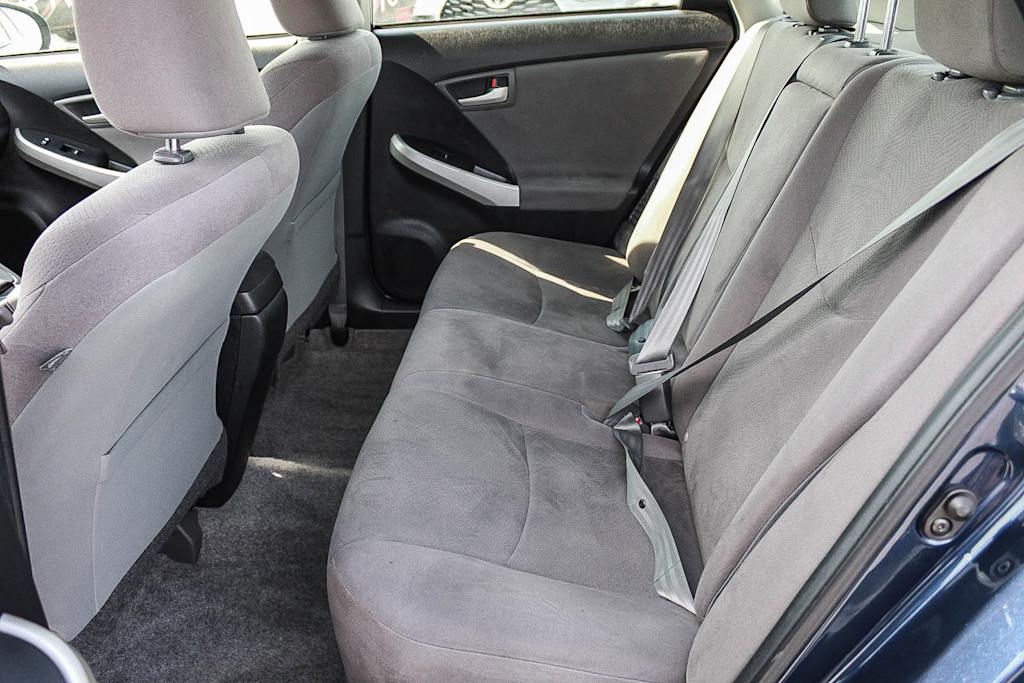 Thumbnail: 2015 Toyota Prius - 12