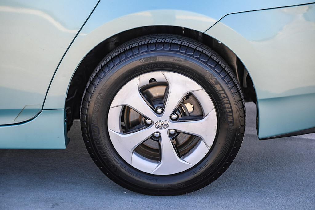 Thumbnail: 2014 Toyota Prius - 22