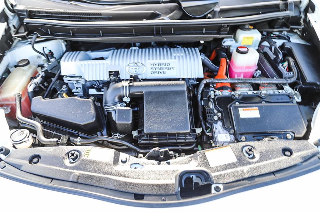 Thumbnail: 2015 Toyota Prius - 7