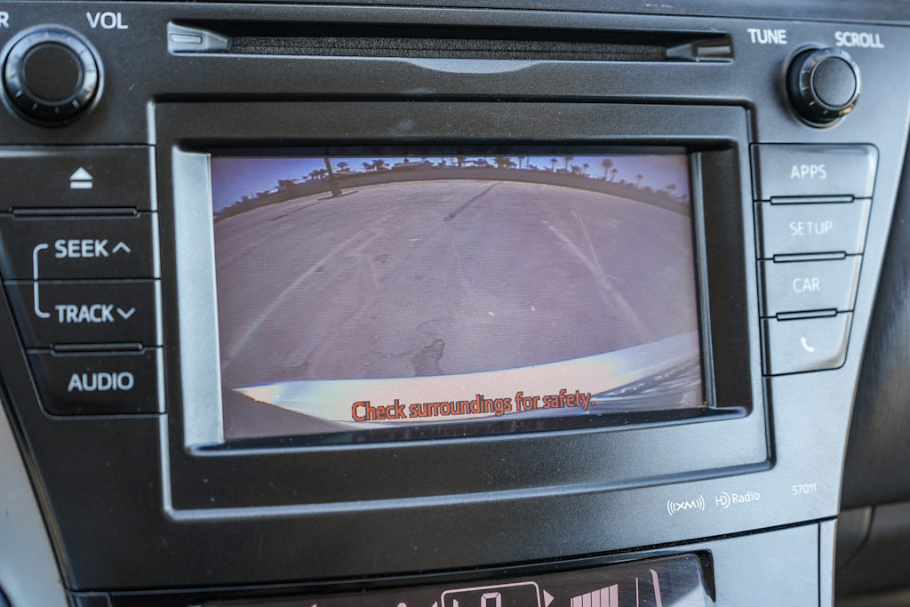 Thumbnail: 2013 Toyota Prius v - 25