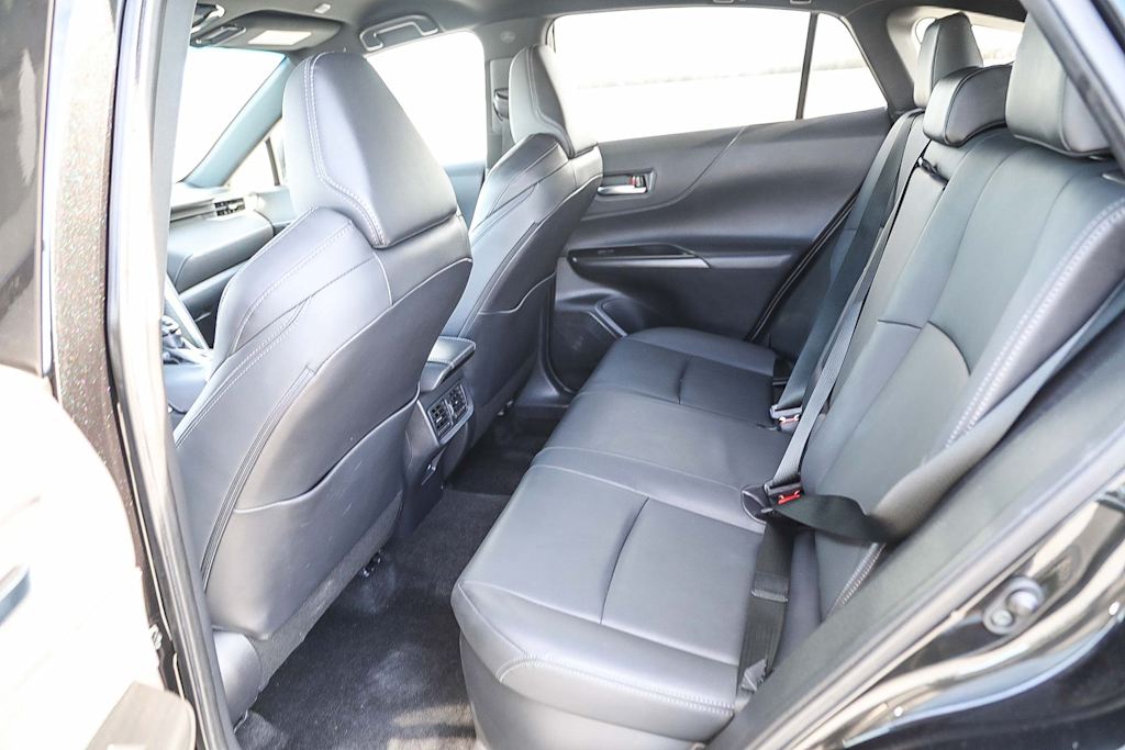 Thumbnail: 2023 Toyota Venza - 11