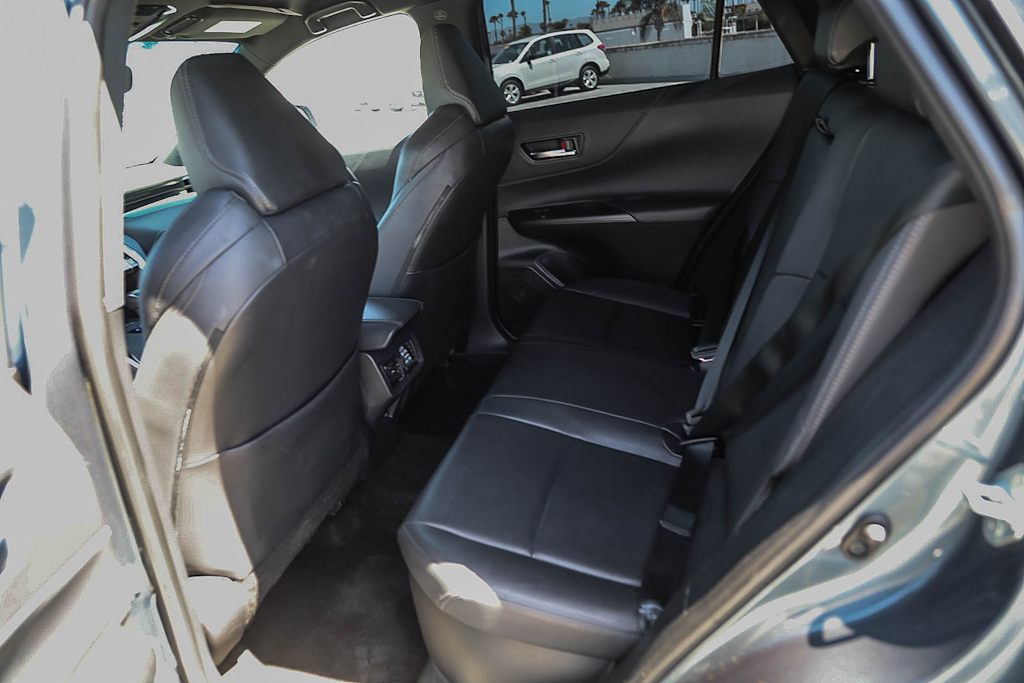 Thumbnail: 2024 Toyota Venza - 11