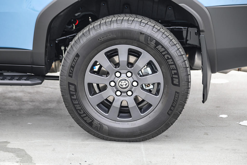 Thumbnail: 2026 Toyota Land Cruiser - 21