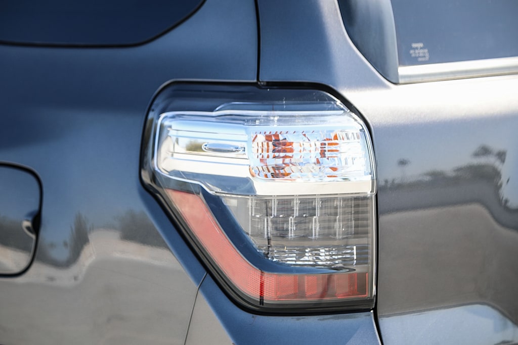 Thumbnail: 2021 Toyota 4Runner - 21