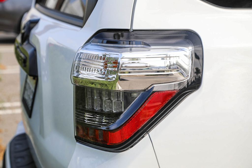 Thumbnail: 2022 Toyota 4Runner - 13