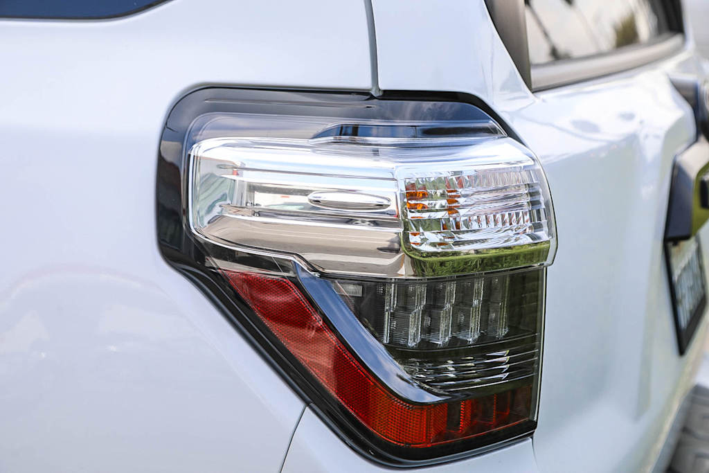 Thumbnail: 2022 Toyota 4Runner - 12