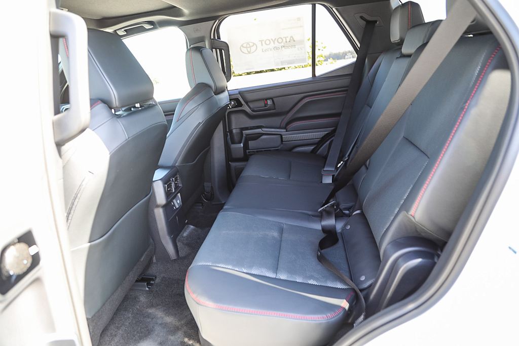 Thumbnail: 2025 Toyota 4Runner - 11