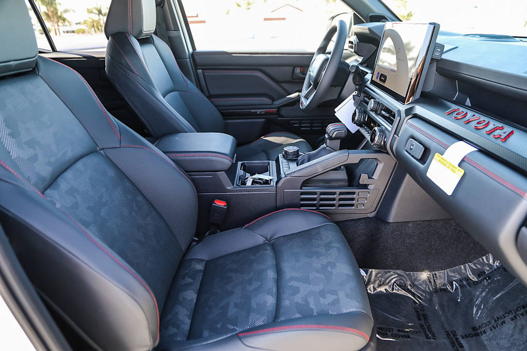 Thumbnail: 2025 Toyota 4Runner - 9
