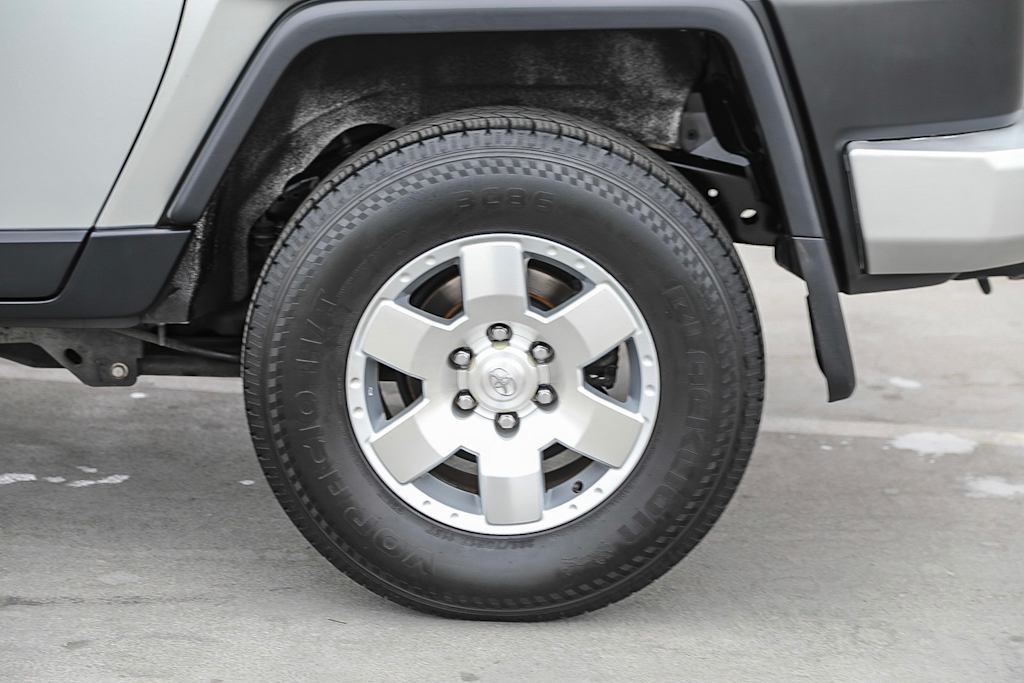 2007 Toyota FJ Cruiser Base 21