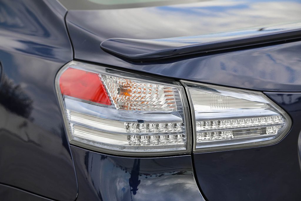 Thumbnail: 2011 Lexus HS - 20