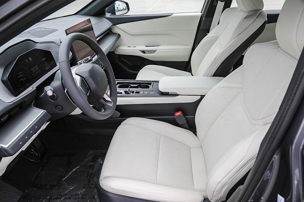 Thumbnail: 2026 Lexus ES - 11