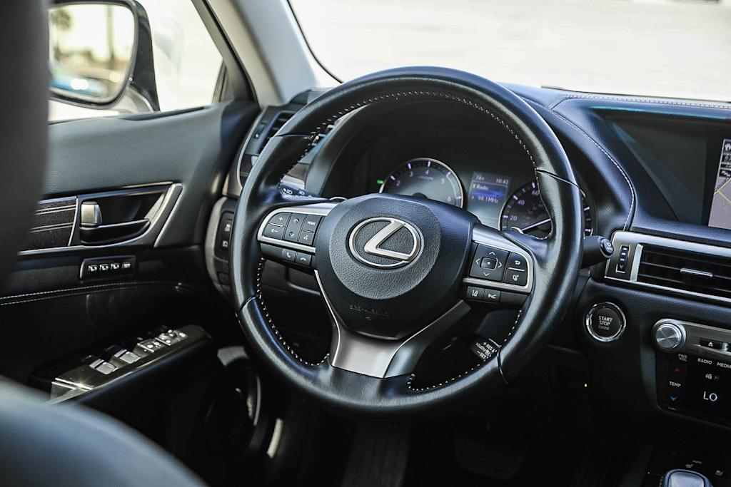 Thumbnail: 2017 Lexus GS - 13
