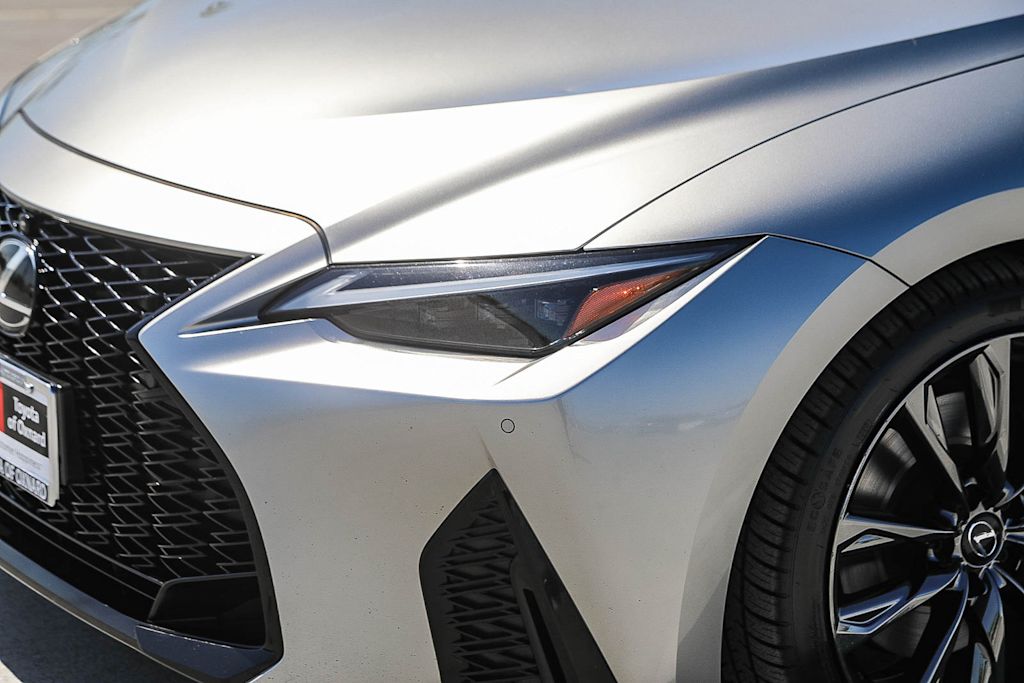Thumbnail: 2023 Lexus IS - 19