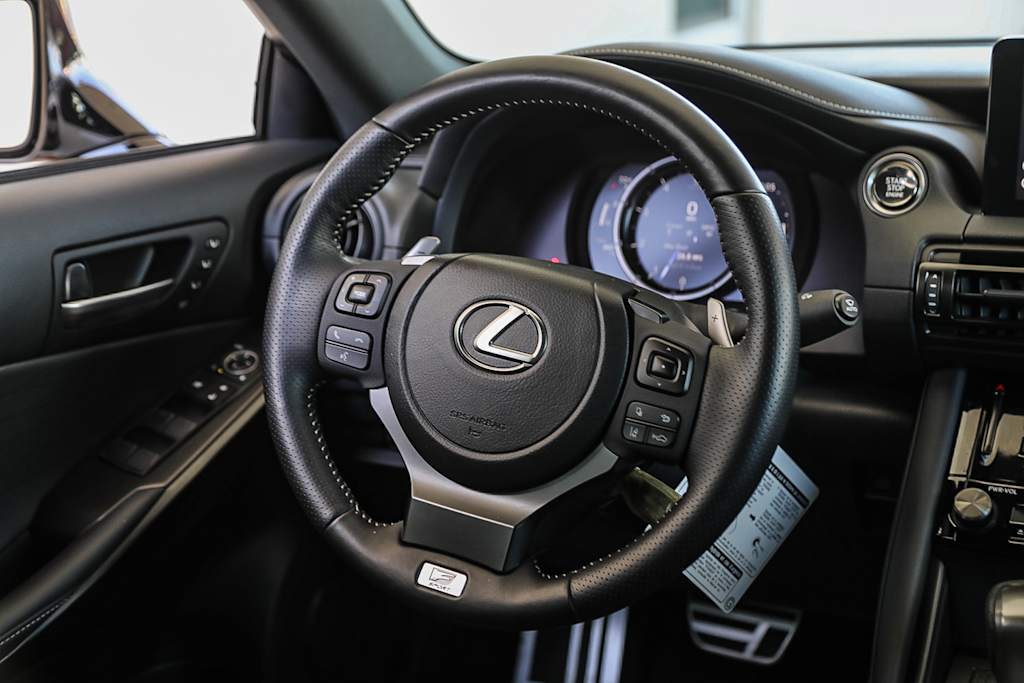 Thumbnail: 2025 Lexus ES - 13