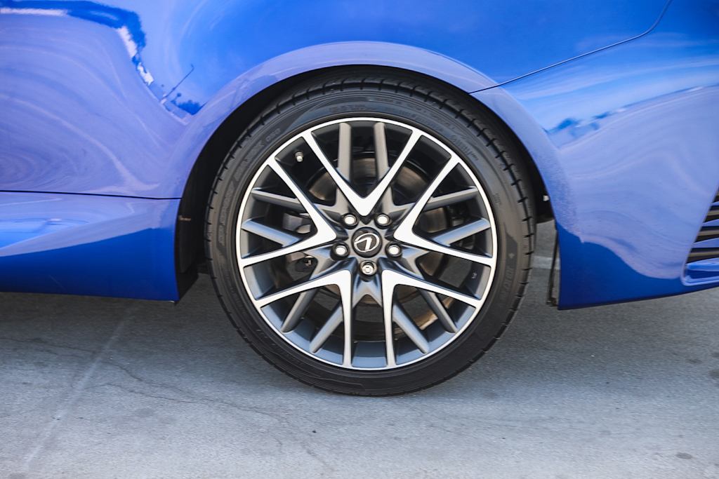 Thumbnail: 2016 Lexus RC - 21