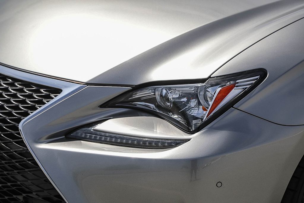 Thumbnail: 2017 Lexus RC - 19
