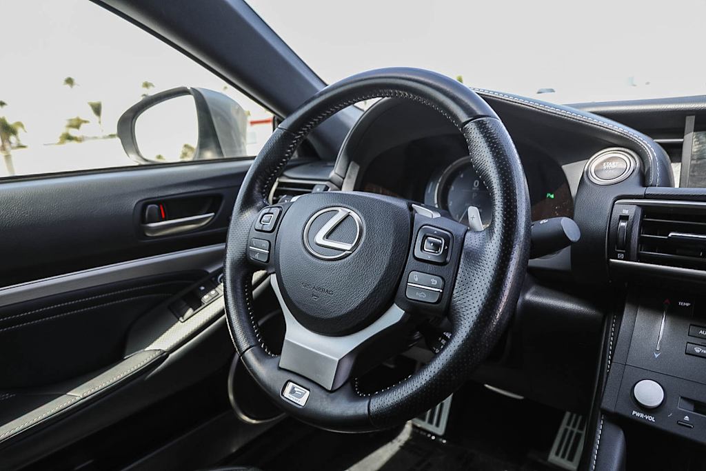 Thumbnail: 2017 Lexus RC - 12
