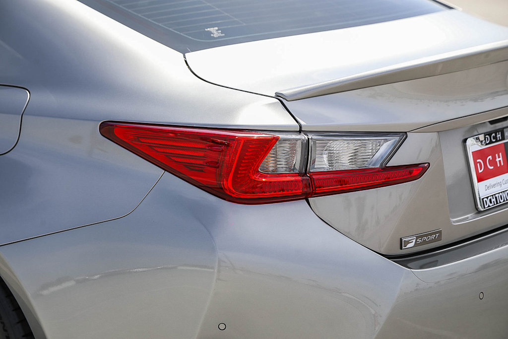 Thumbnail: 2017 Lexus RC - 20