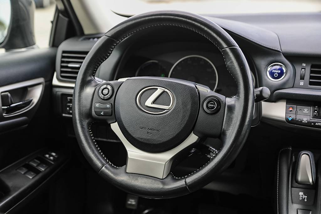 Thumbnail: 2015 Lexus CT - 12