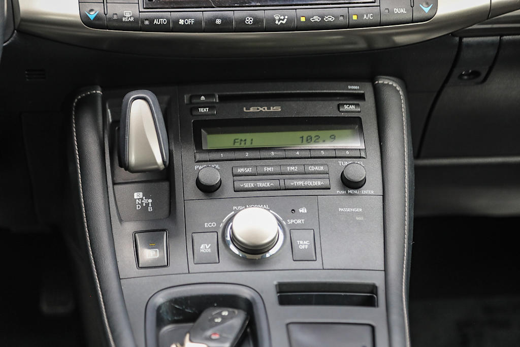 Thumbnail: 2015 Lexus CT - 13
