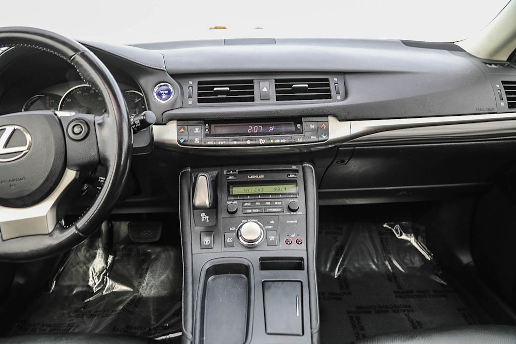 Thumbnail: 2016 Lexus CT - 8