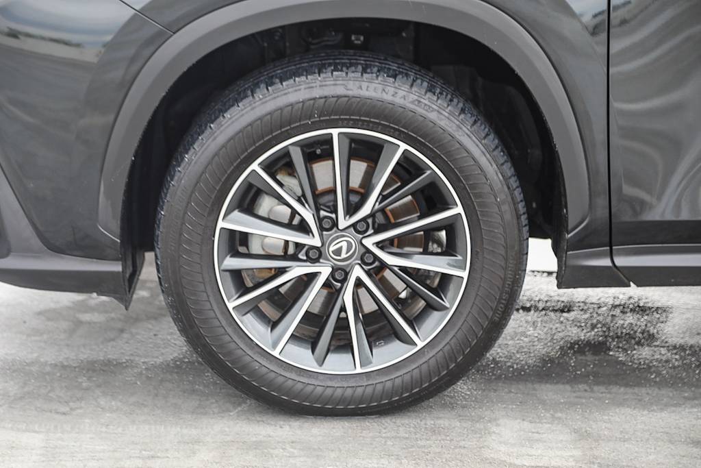 Thumbnail: 2024 Lexus ES - 6