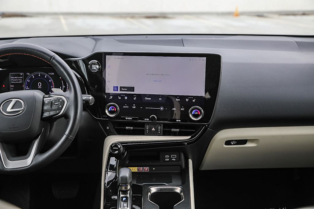 Thumbnail: 2024 Lexus ES - 12