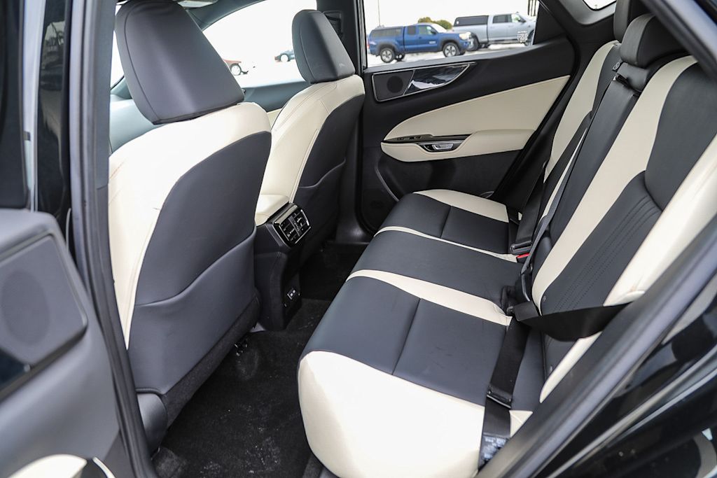 Thumbnail: 2024 Lexus ES - 11