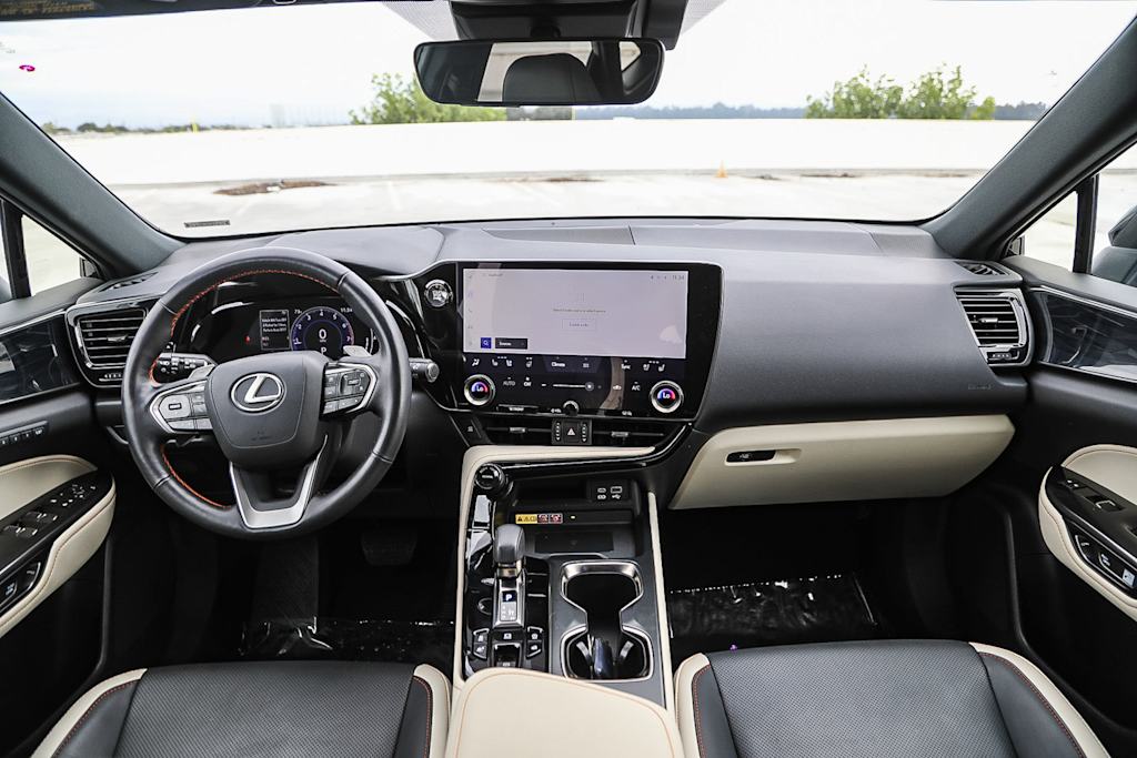 Thumbnail: 2024 Lexus ES - 2