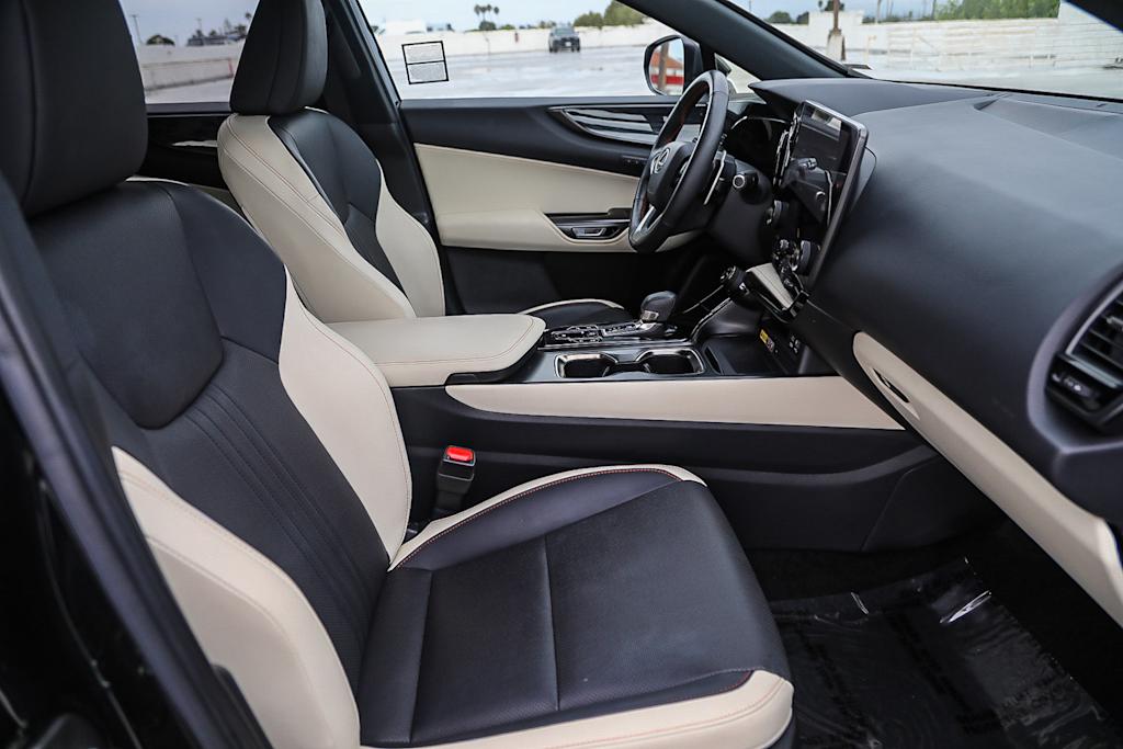 Thumbnail: 2024 Lexus ES - 9