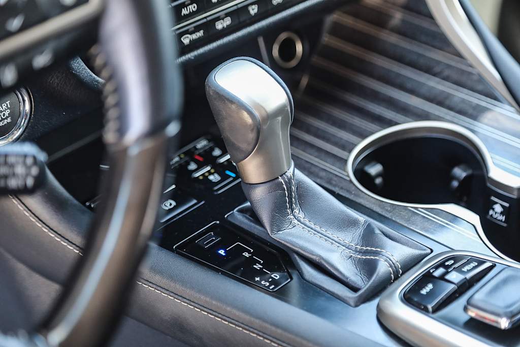 Thumbnail: 2019 Lexus RX - 14