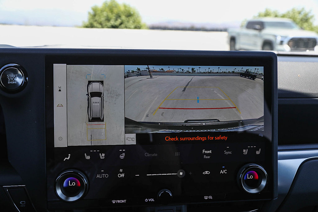 Thumbnail: 2026 Lexus ES - 8