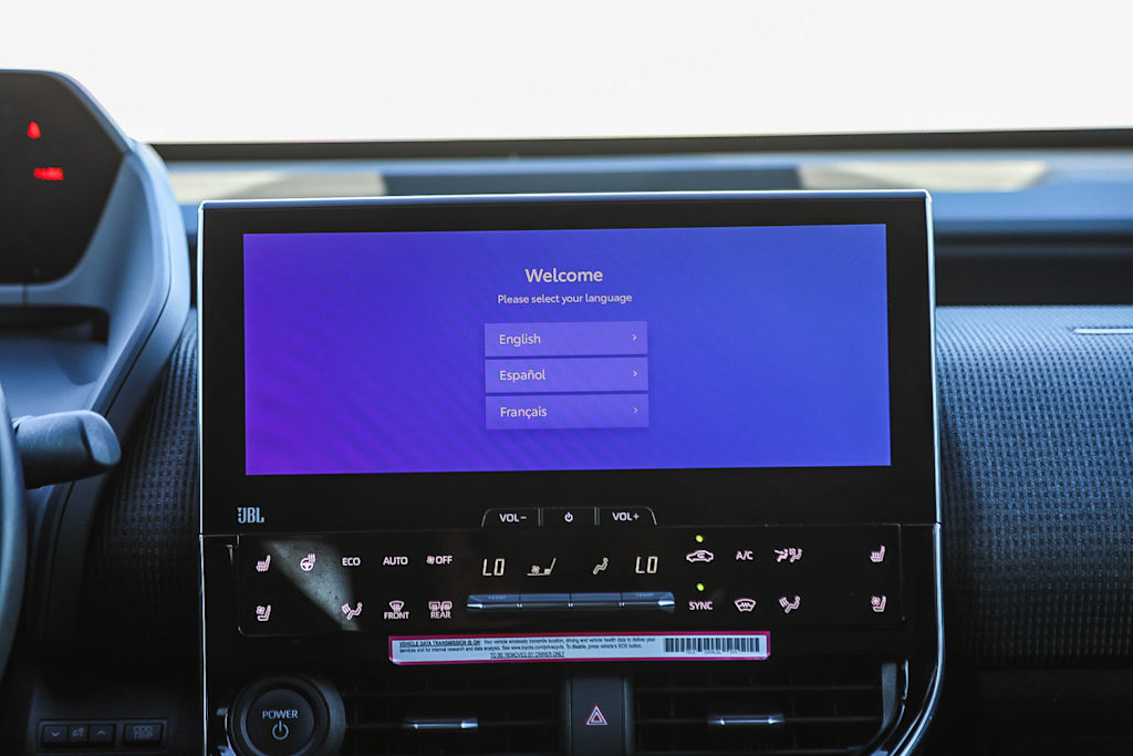 Thumbnail: 2023 Toyota bZ4X - 13